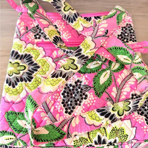 RETIRED Vera Bradley Priscilla Pink (2012) Hipster Crossbody - Picture 4 of 5